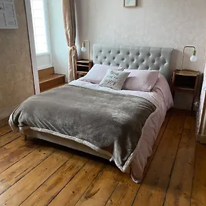 Privative Dans Maison De Caractère Séjour chez l'habitant